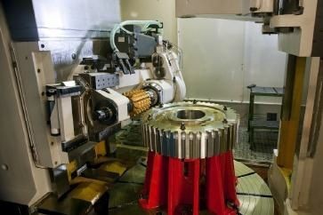 Зубофрезерный станок GearSpect SF 2000 CNC (Чехия)
